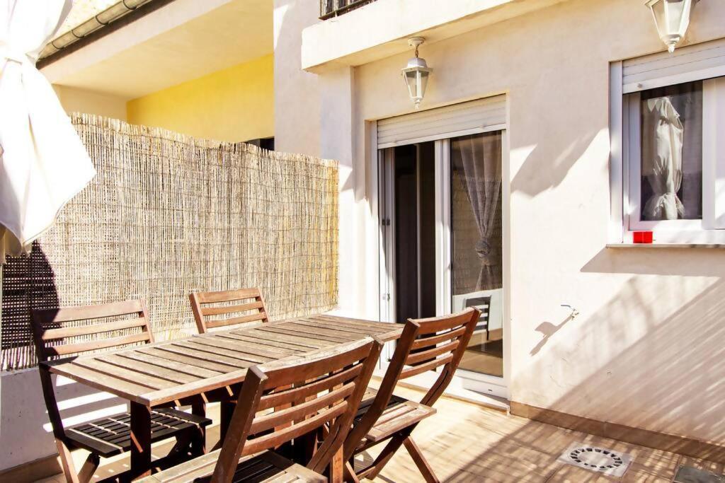 Apartamento Con Terraza Privada Cerca De La Playa Valencia Eksteriør billede